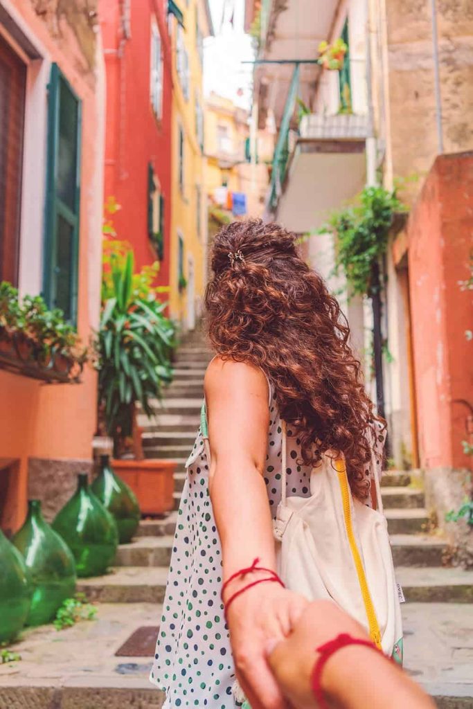 About Me Alessio Lin C6xuCzQEFB4 Unsplash 683x1024
